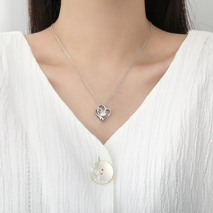 Collier Clavicule Double Cœur en Zircon Brillant – Bijou Élégant et Romantique pour Femme