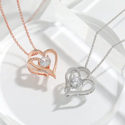 Collier Clavicule Double Cœur en Zircon Brillant – Bijou Élégant et Romantique pour Femme