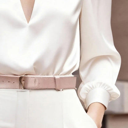 Blouse Femme Élégante en Satin – Col V, Manches Longues, Coupe Slim