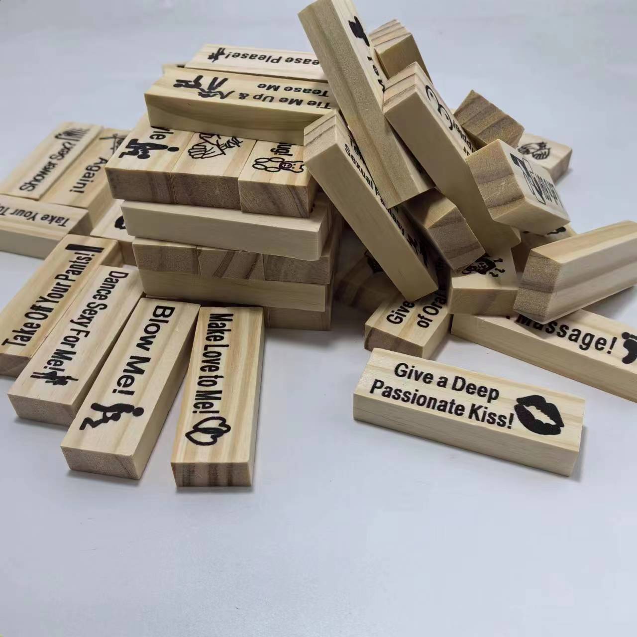 Jeu de Couple – Jenga Intime & Tour d’Empilement pour Soirées, Saint-Valentin et Jeux de Groupe